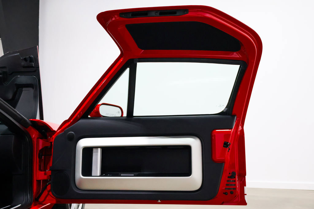 Used 2006 Ford GT RWD image 43