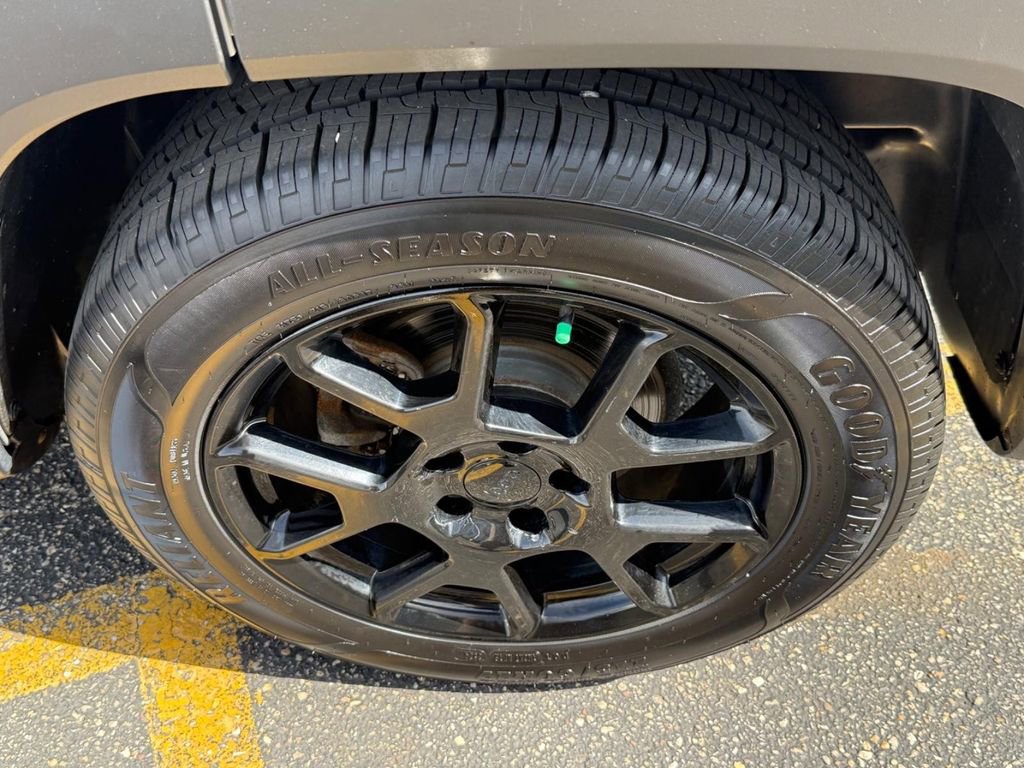 Used 2019 Jeep Renegade Altitude w/ Quick Order Package 2XM FWD image 7