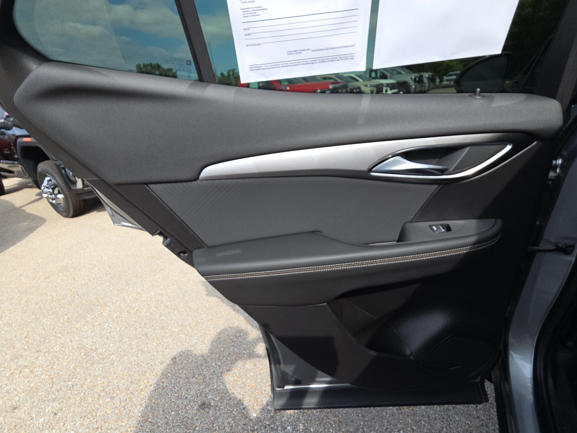 Used 2024 Buick Envision Sport Touring AWD/4WD image 27