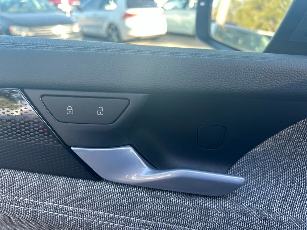 New 2026 Volkswagen Tiguan S image 46