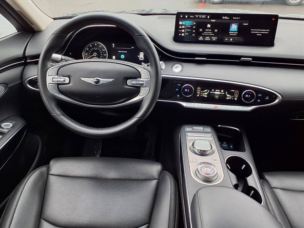 Used 2025 Genesis GV70 2.5T image 35
