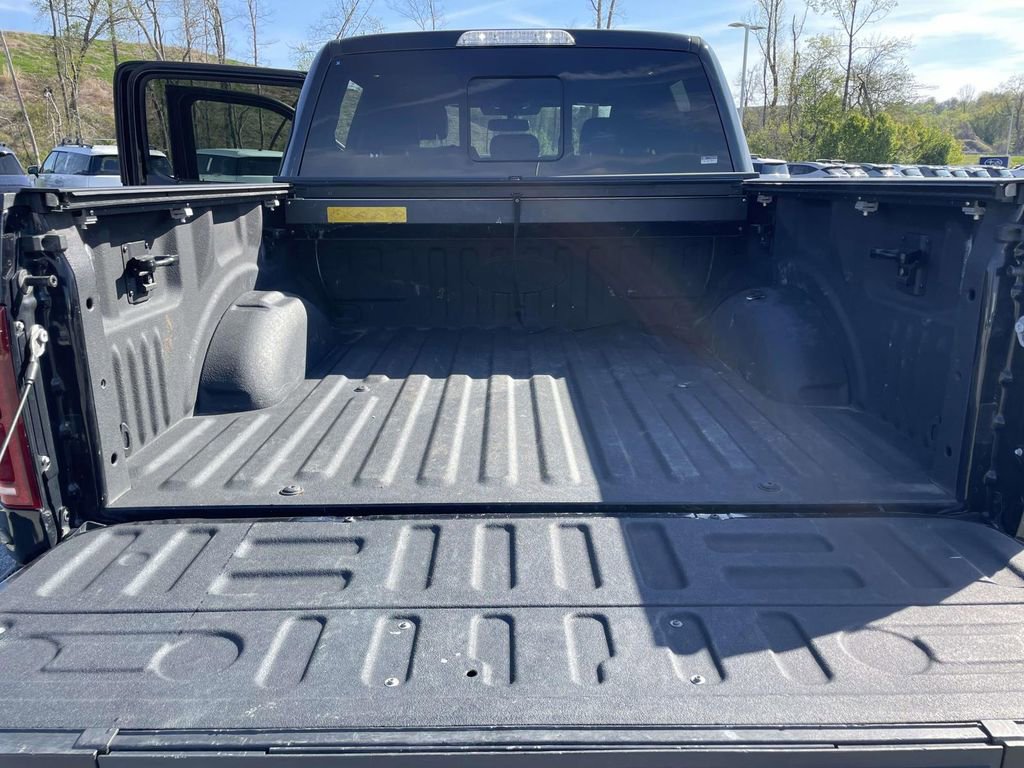 Used 2020 Ford F150 Raptor w/ Equipment Group 802A Luxury AWD/4WD image 33