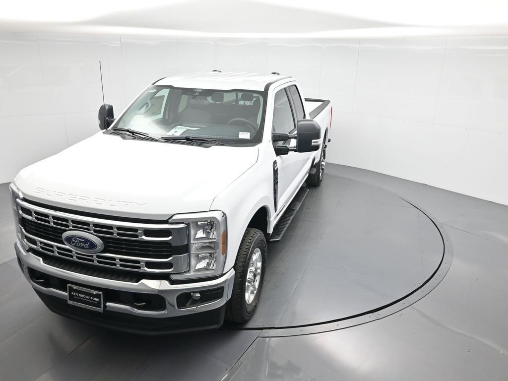 New 2026 Ford F350 XLT w/ FX4 Off-Road Package image 33