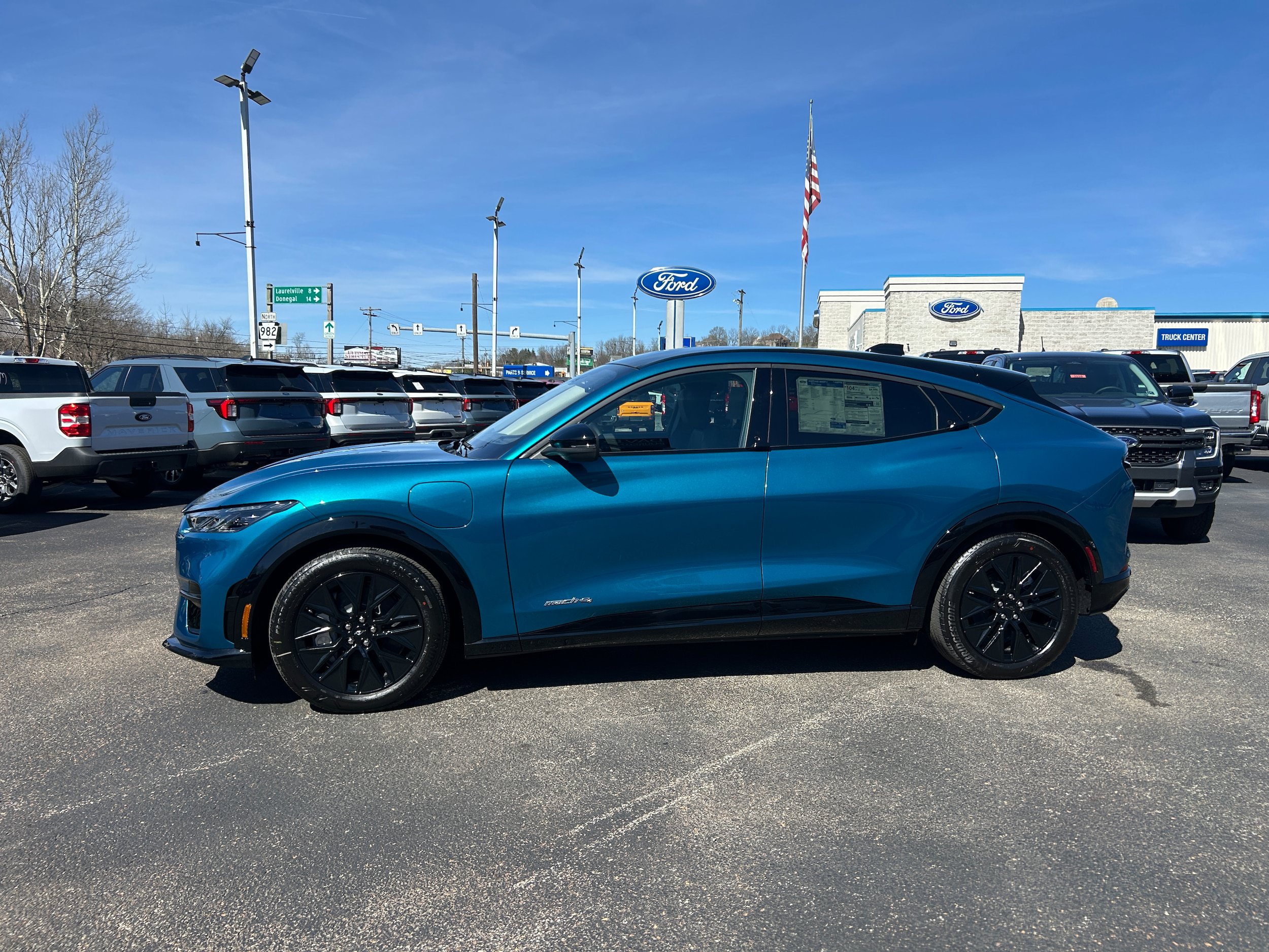 New 2026 Ford Mustang Mach-E Premium w/ Sport Appearance Package AWD/4WD image 6