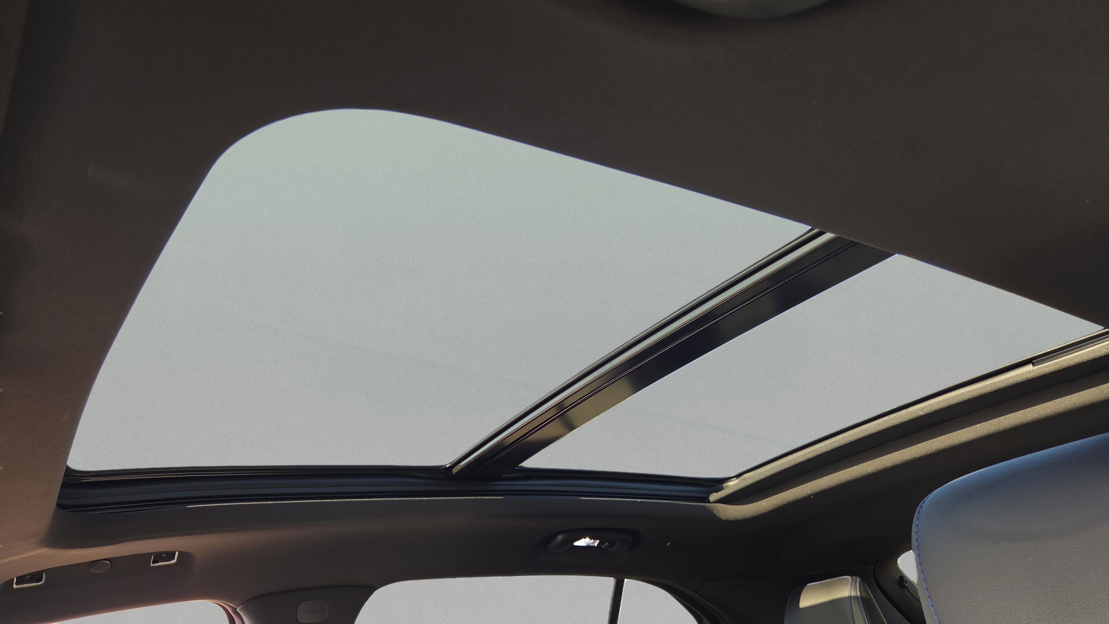 Used 2024 Cadillac XT4 Sport w/ Cold Weather Package image 24