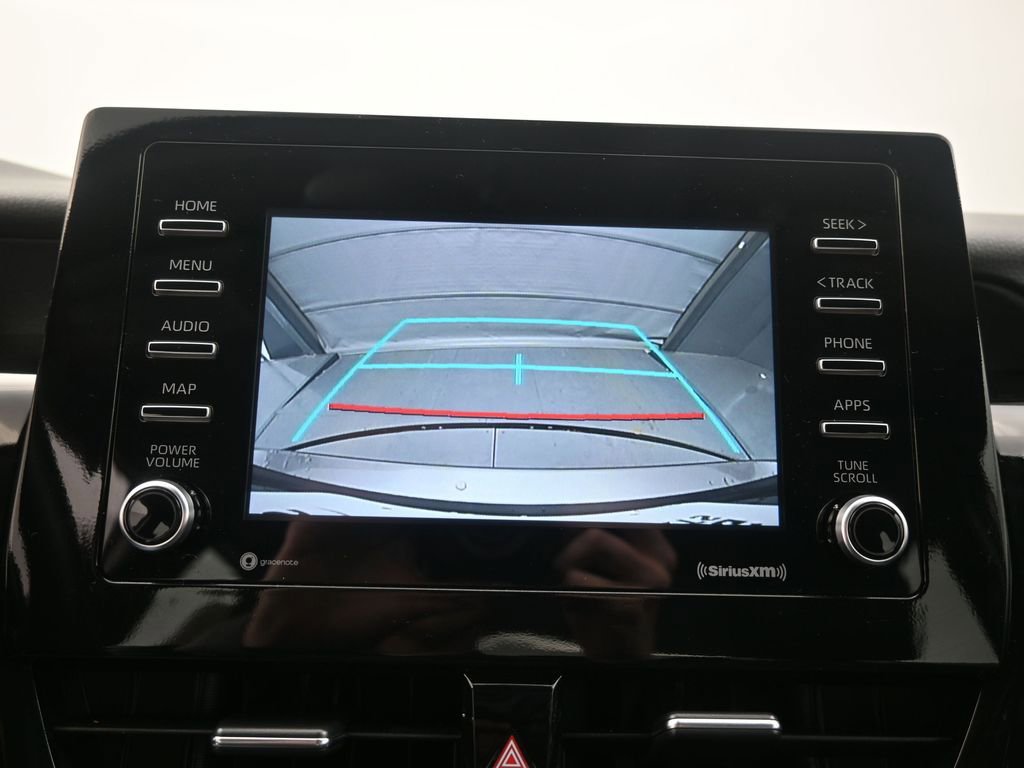 Used 2024 Toyota Camry SE image 10