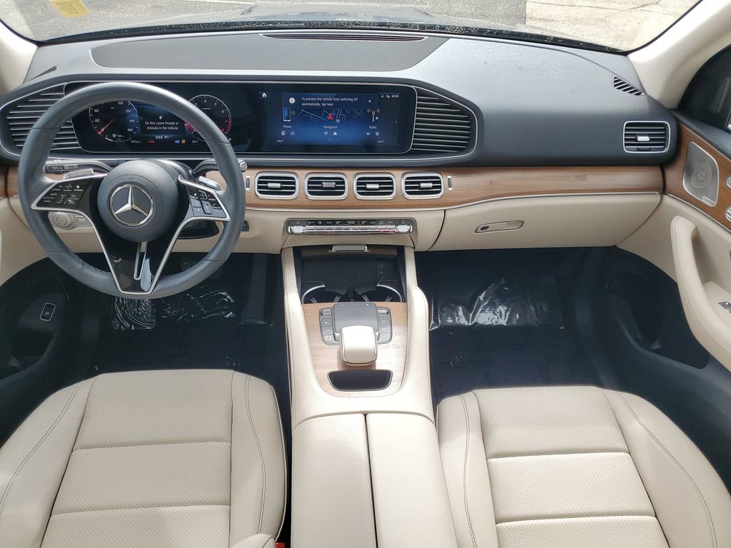 Used 2025 Mercedes-Benz GLE 350 4MATIC image 25