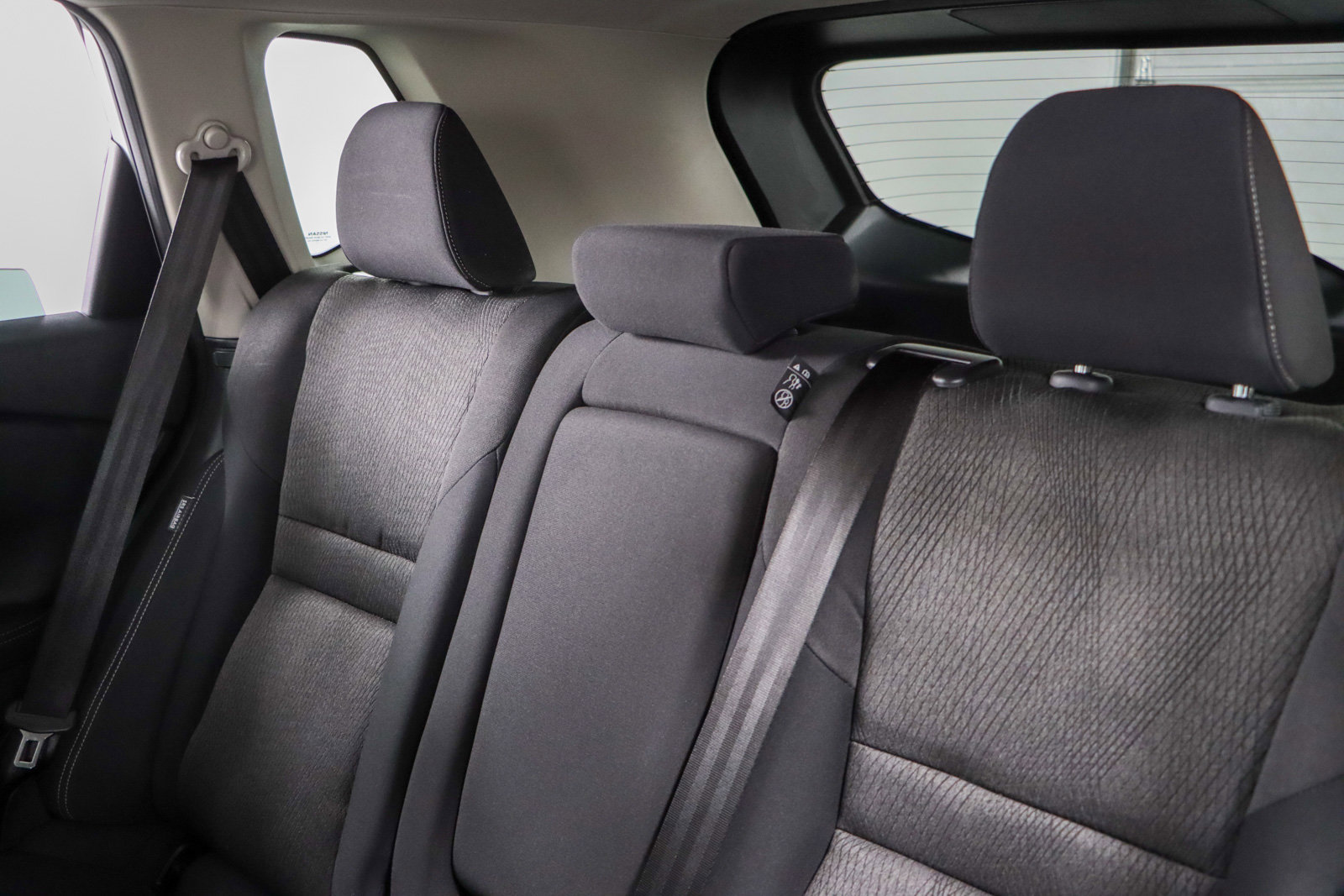 Used 2024 Nissan Rogue SV image 24