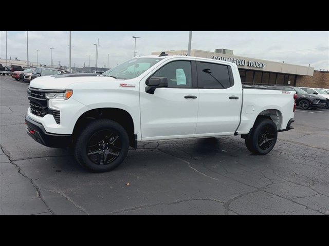 Certified 2025 Chevrolet Silverado 1500 LT Trail Boss w/ Convenience Package II AWD/4WD image 4