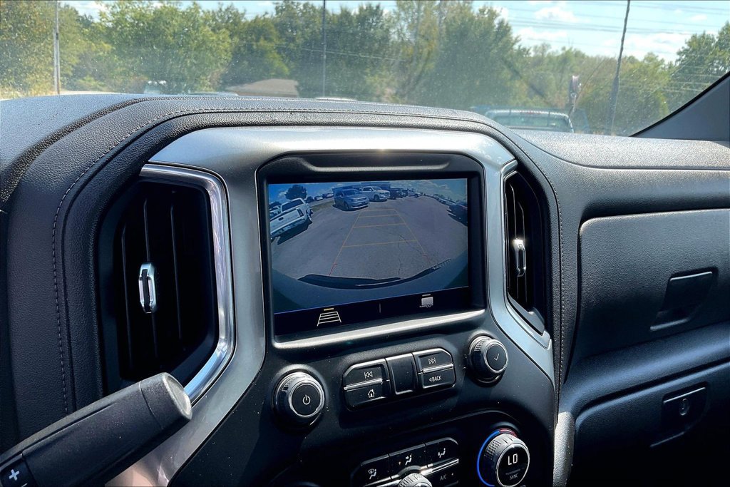 Used 2022 Chevrolet Silverado 2500 LT w/ Convenience Package AWD/4WD image 18
