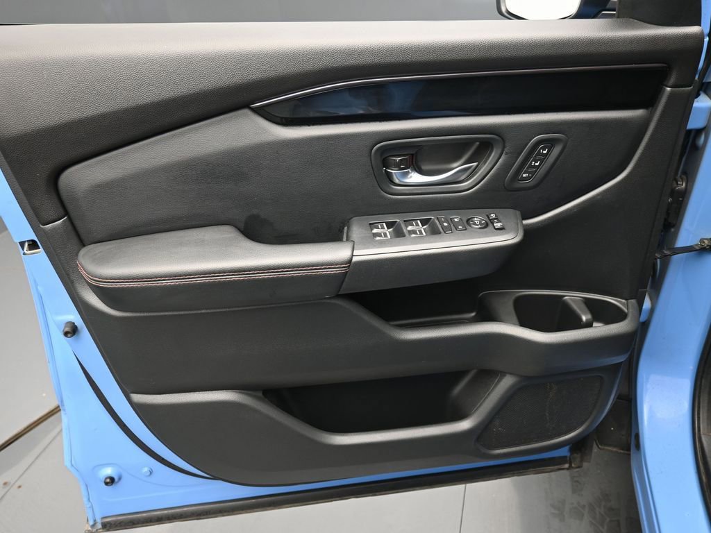 Used 2023 Honda Pilot TrailSport image 9