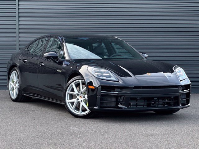 Used 2026 Porsche Panamera 4S AWD/4WD image 9