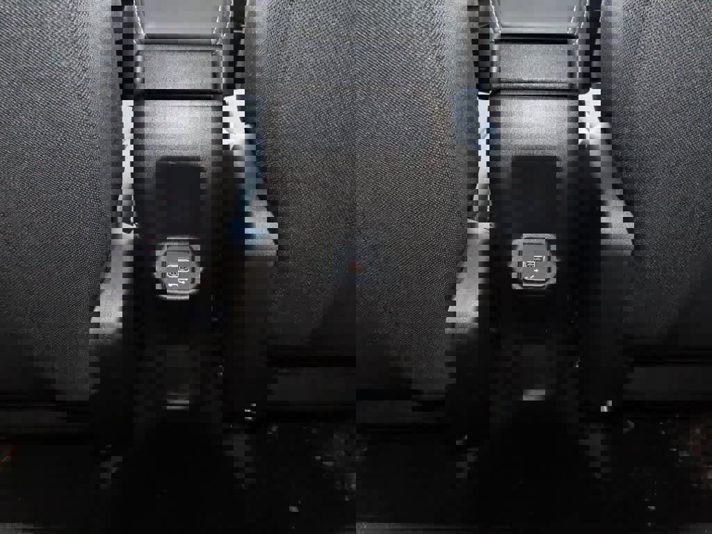 Used 2022 Jeep Renegade Latitude image 24