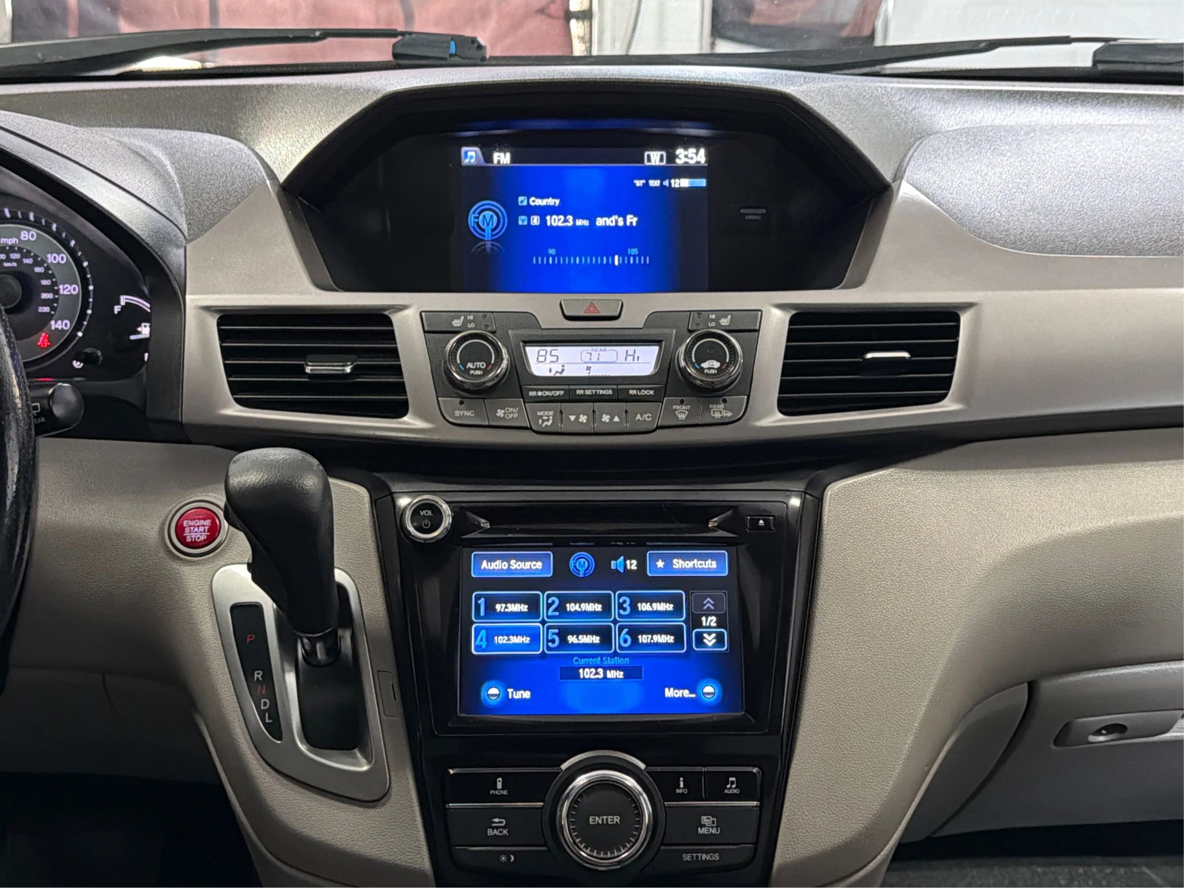 Used 2015 Honda Odyssey EX-L image 18