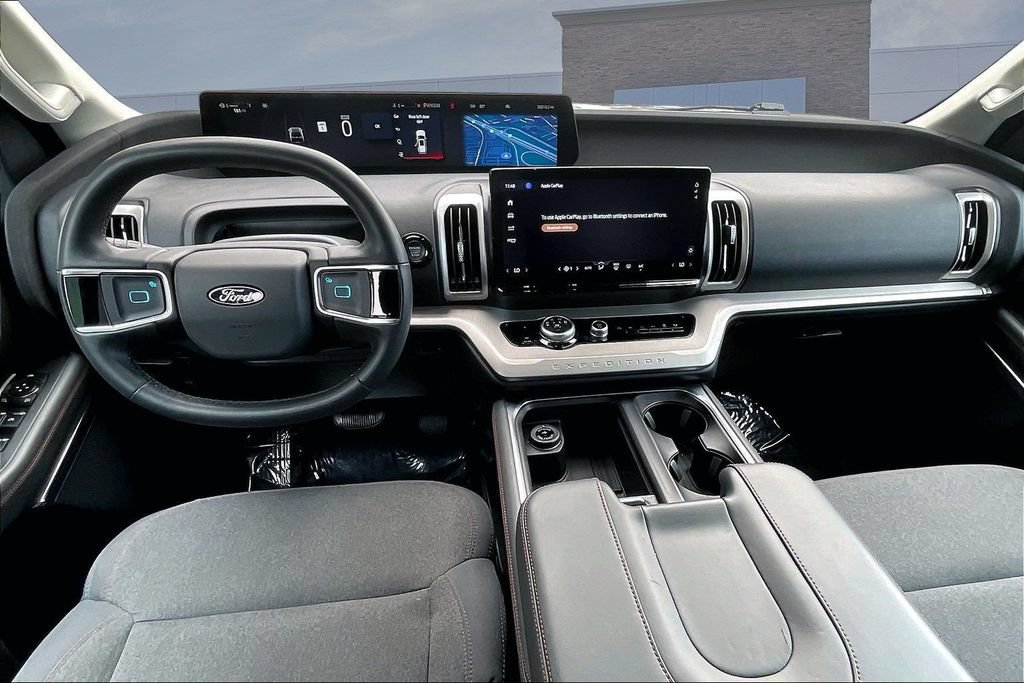 Used 2025 Ford Expedition Max Active RWD image 7