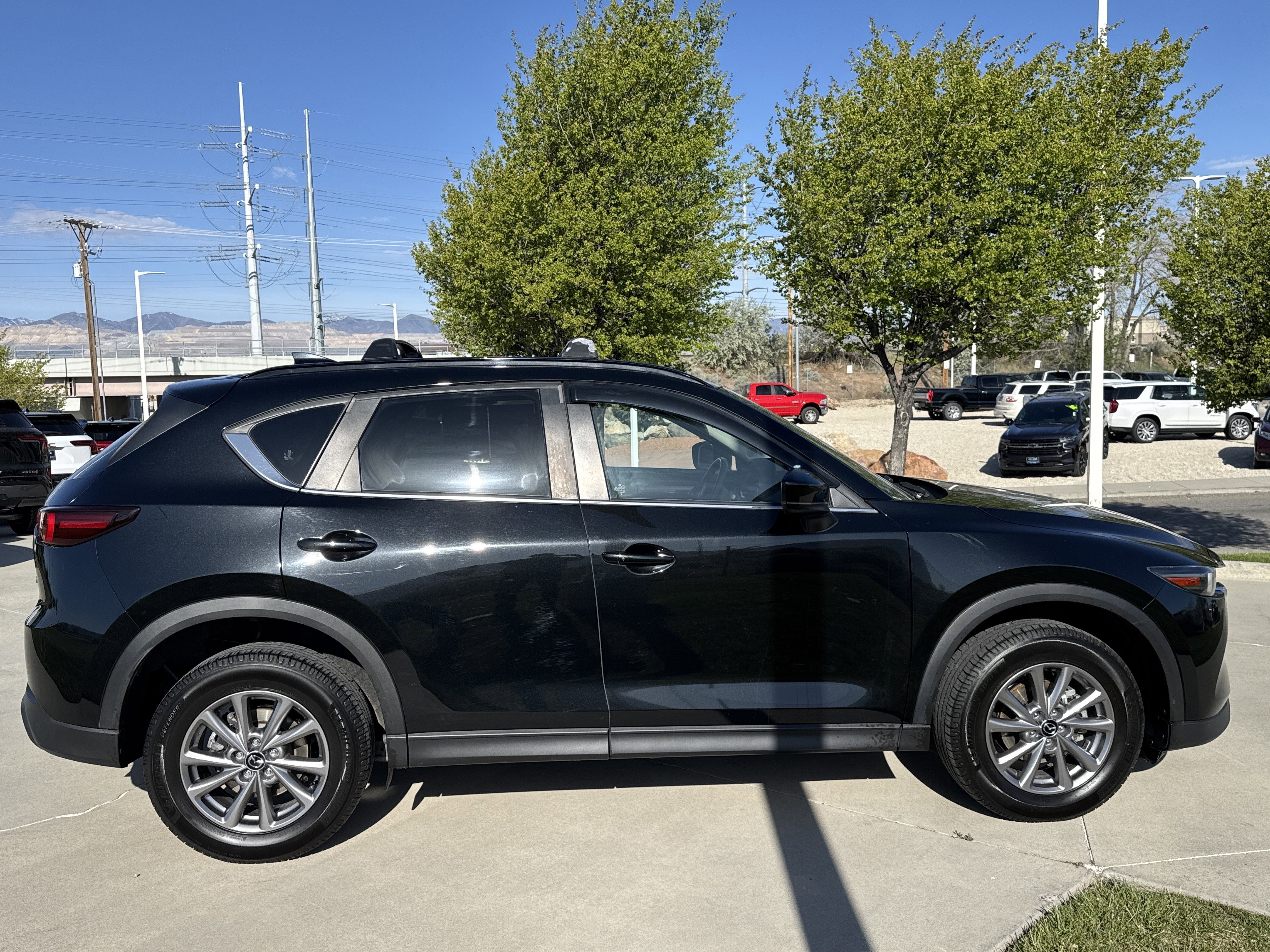 Used 2023 MAZDA CX-5 AWD 2.5 S w/ Select Package image 6
