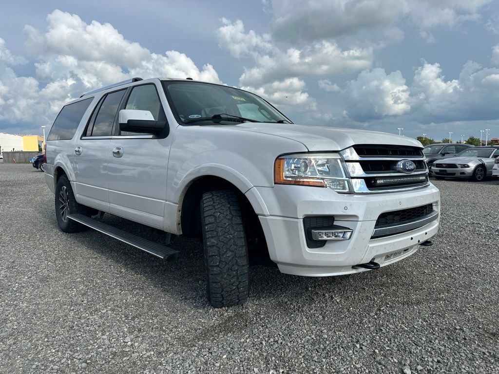 Used 2015 Ford Expedition EL Limited w/ Equipment Group 301A AWD/4WD image 14