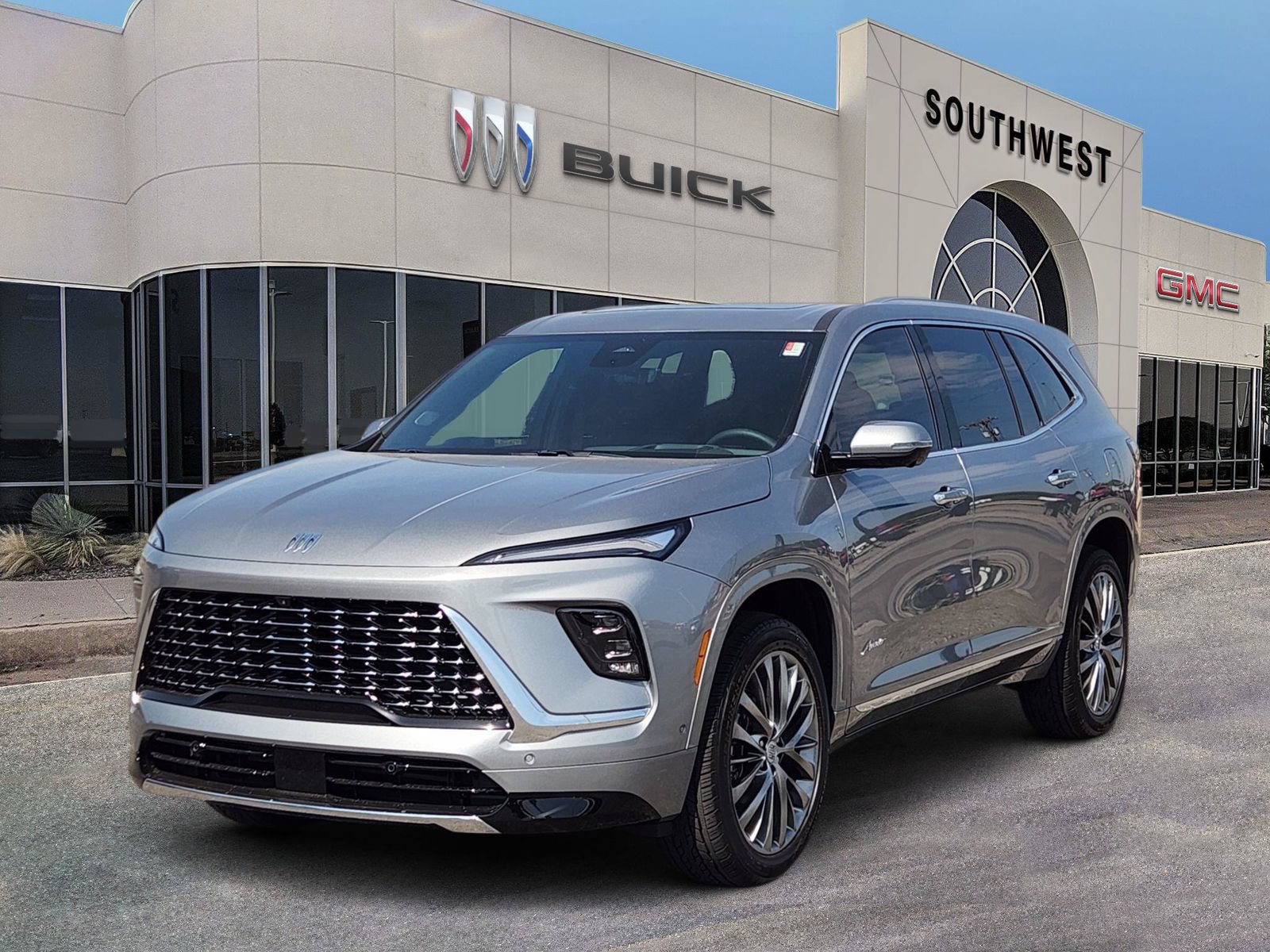 New 2026 Buick Enclave Avenir w/ Super Cruise Package FWD video 2
