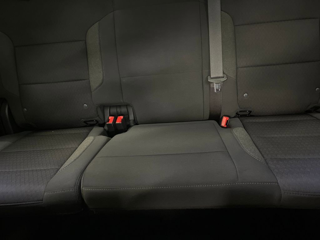 Used 2023 Chevrolet Silverado 1500 Custom image 18