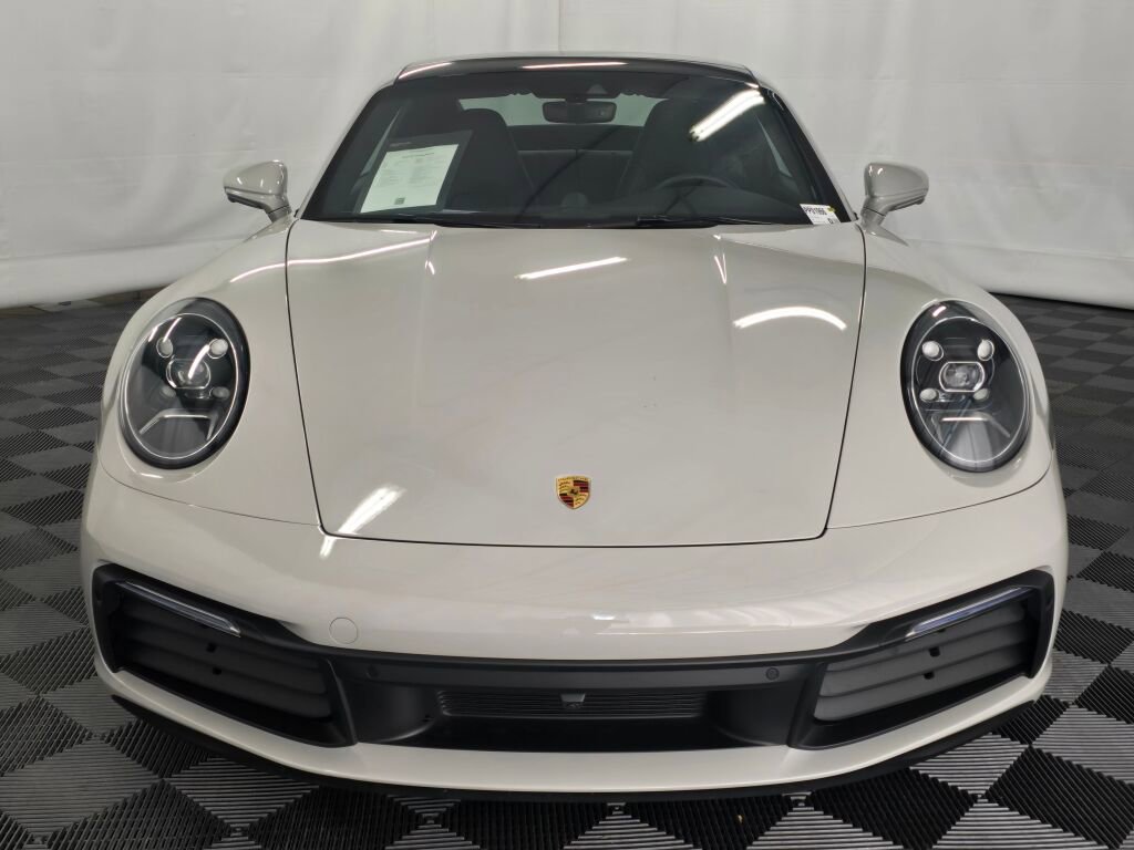 Certified 2022 Porsche 911 Carrera image 10