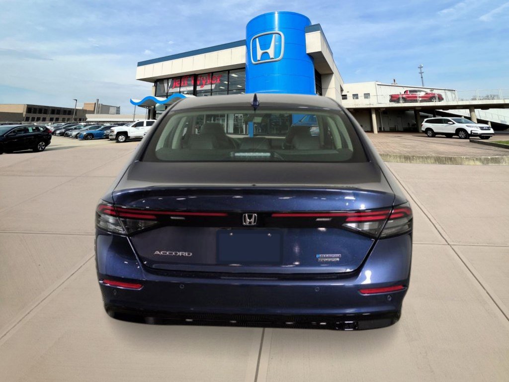 New 2026 Honda Accord Touring image 4