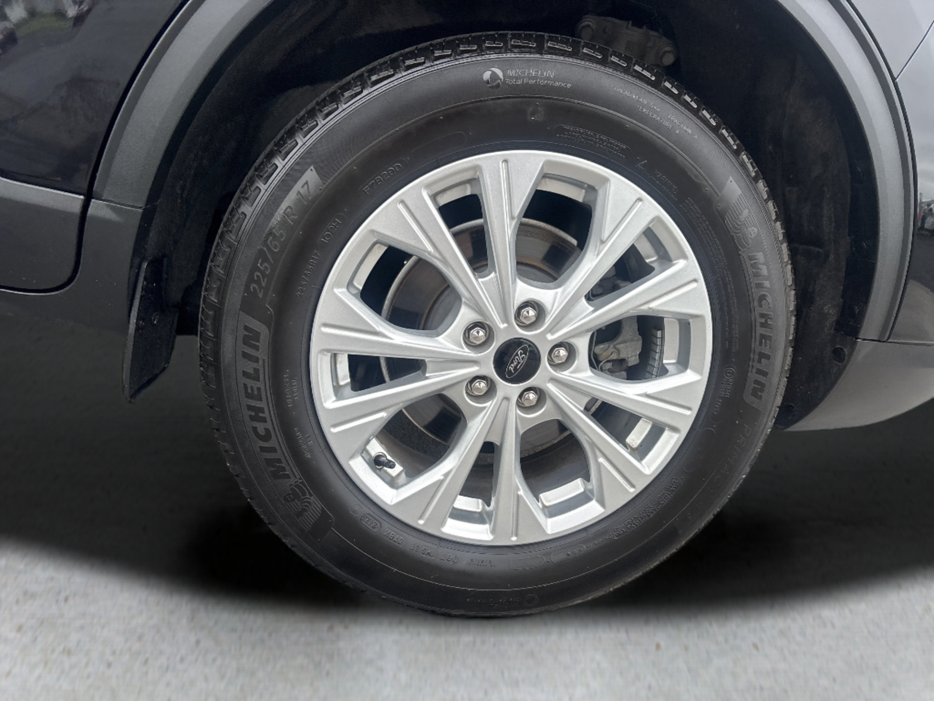 Used 2023 Ford Escape Active w/ Cold Weather Package FWD image 29