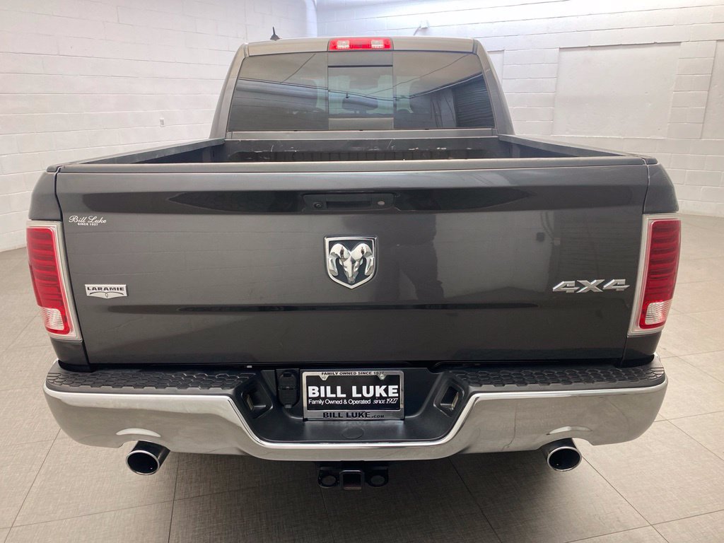 Used 2017 RAM 1500 Laramie AWD/4WD image 10
