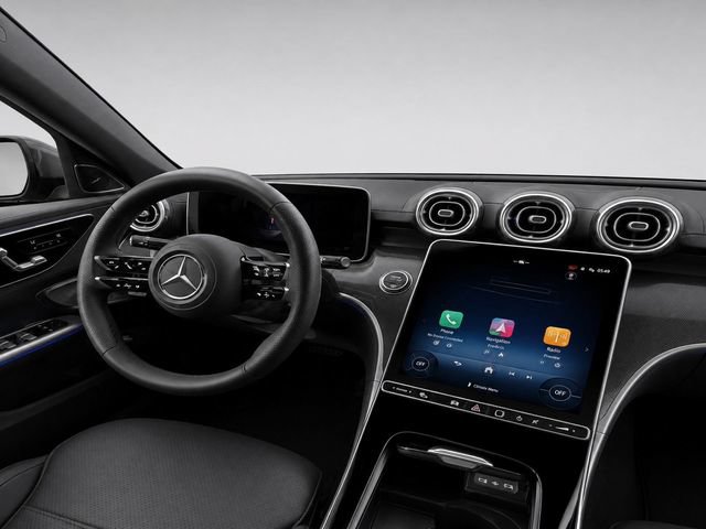 Used 2025 Mercedes-Benz C 300 4MATIC Sedan image 22