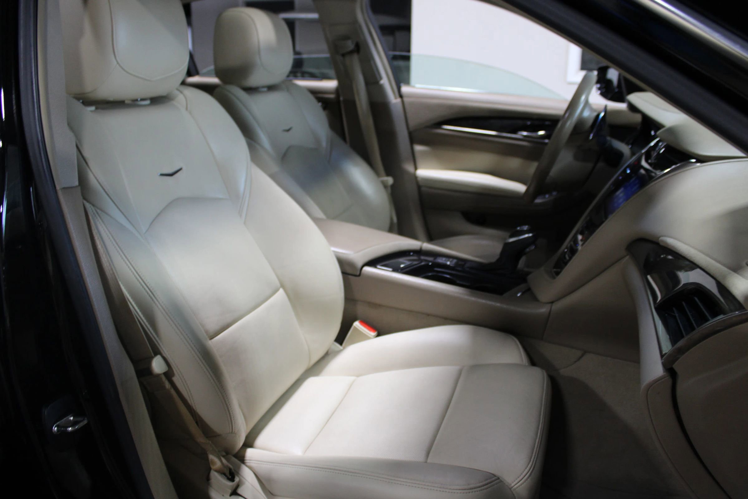 Used 2015 Cadillac CTS Performance image 32