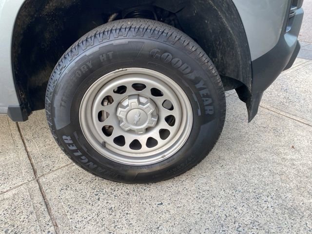 Used 2023 Chevrolet Colorado W/T RWD image 25