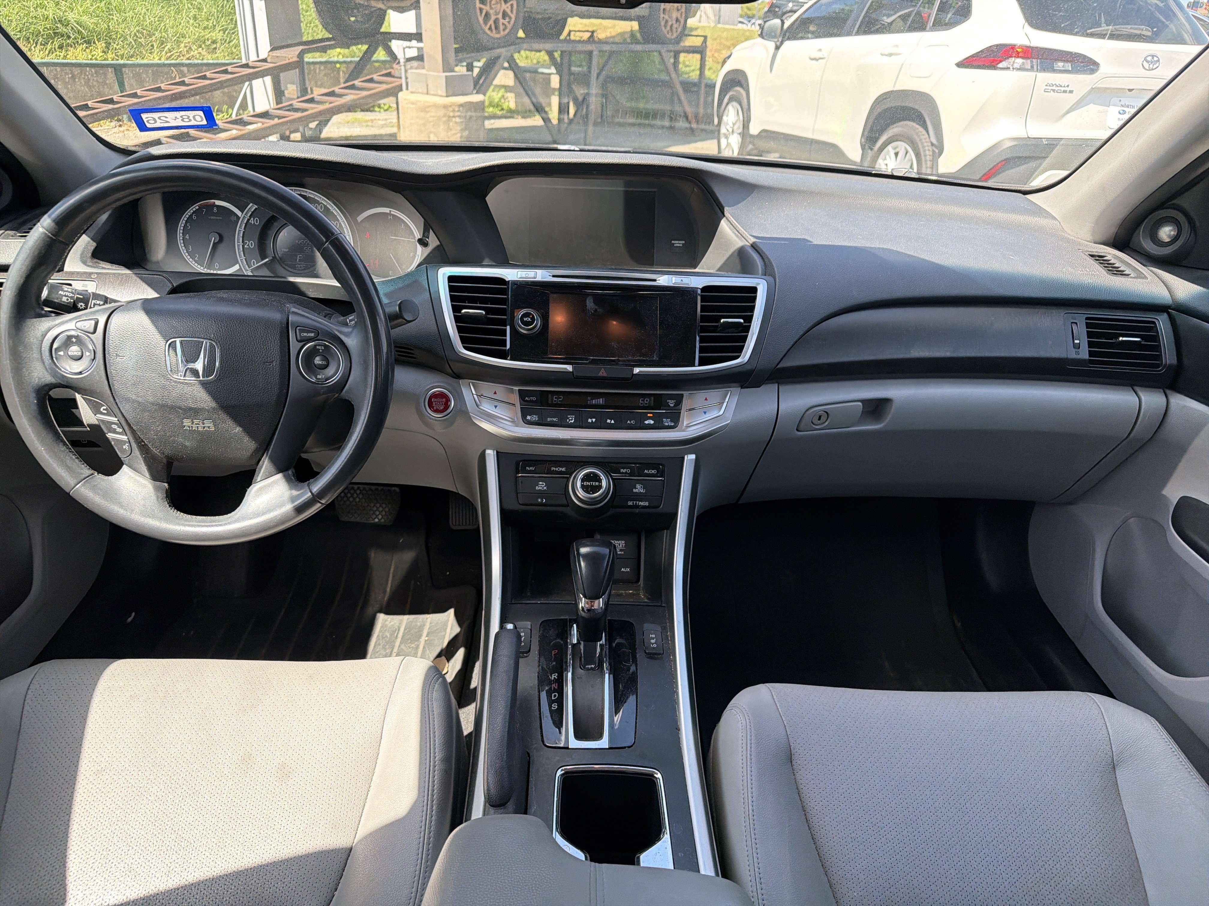 Used 2014 Honda Accord EX-L image 10