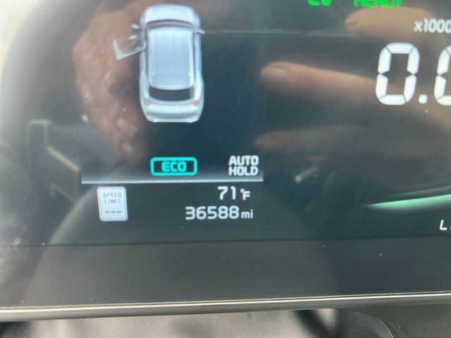 Certified 2023 Kia Sportage EX w/ EX Premium Package image 13