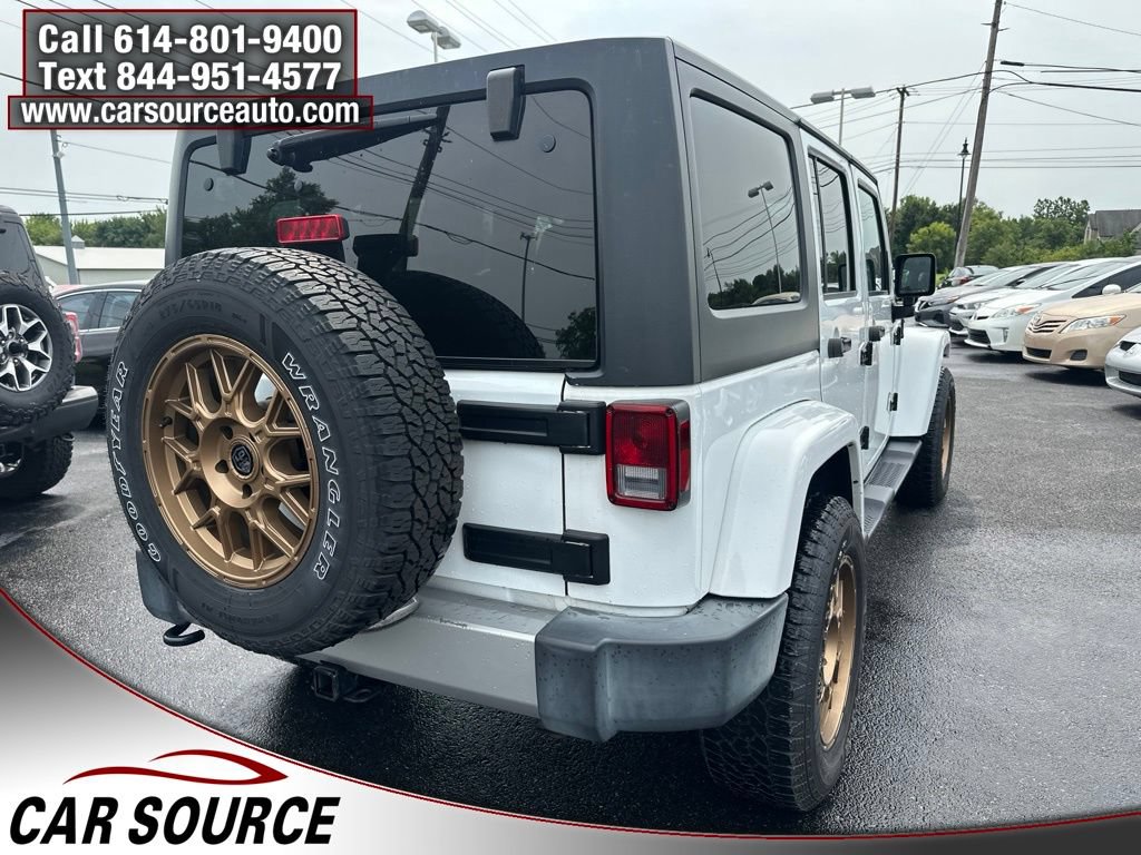 Used 2017 Jeep Wrangler Unlimited Sahara w/ Connectivity Group AWD/4WD image 8
