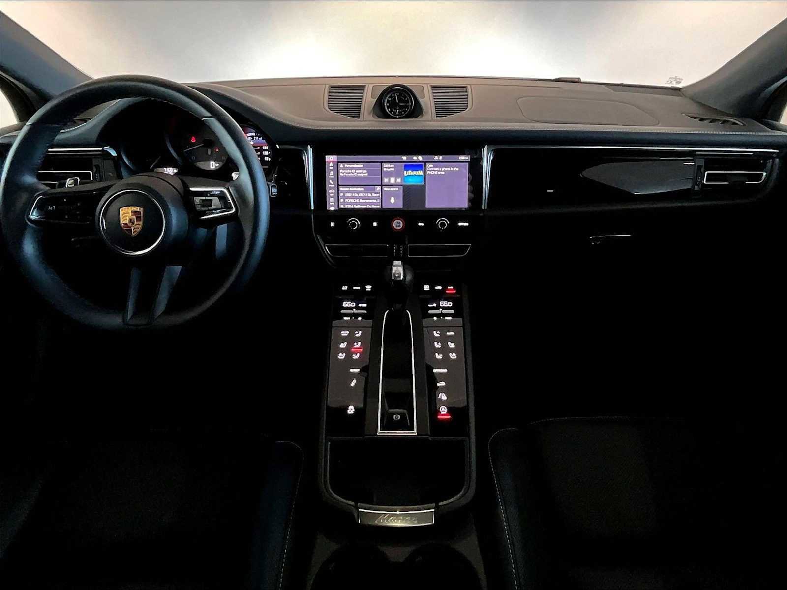 Used 2025 Porsche Macan S image 17