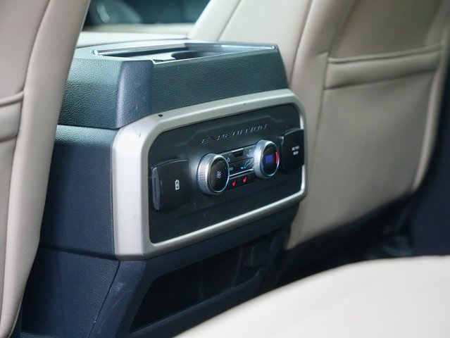 Used 2024 Ford Expedition Max Limited image 12