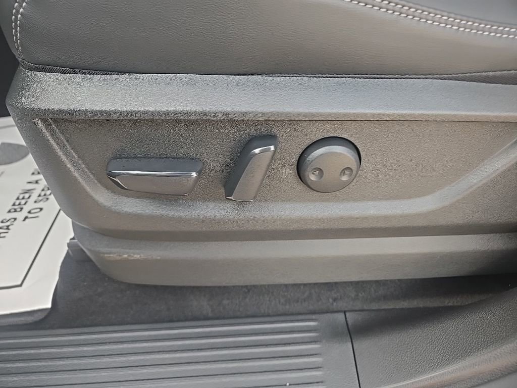 New 2026 Nissan Armada PRO-4X image 10