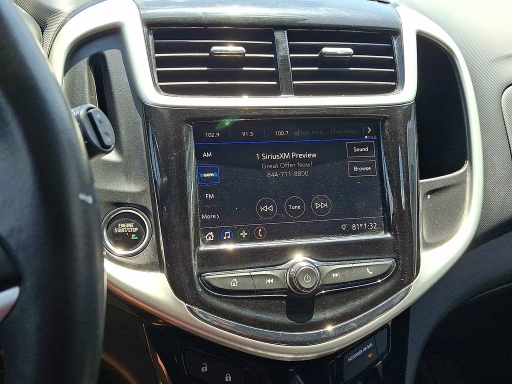 Used 2020 Chevrolet Sonic LT w/ Convenience Package FWD image 3