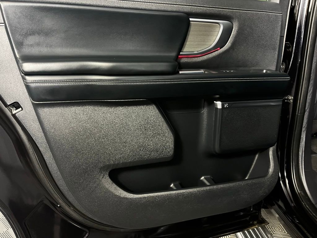 Used 2025 Ford Expedition Max Platinum image 24