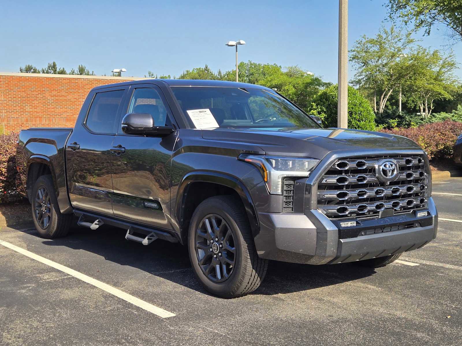 Used 2023 Toyota Tundra Platinum RWD image 1