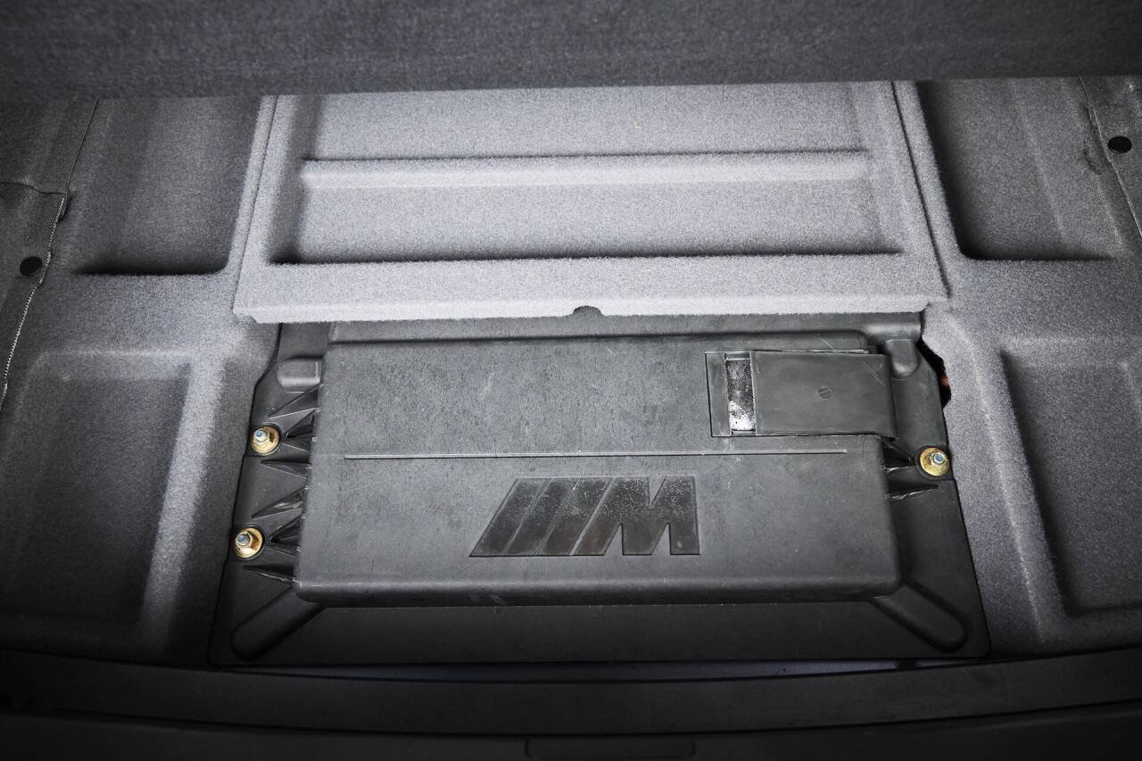 Used 2002 BMW M5 RWD image 97