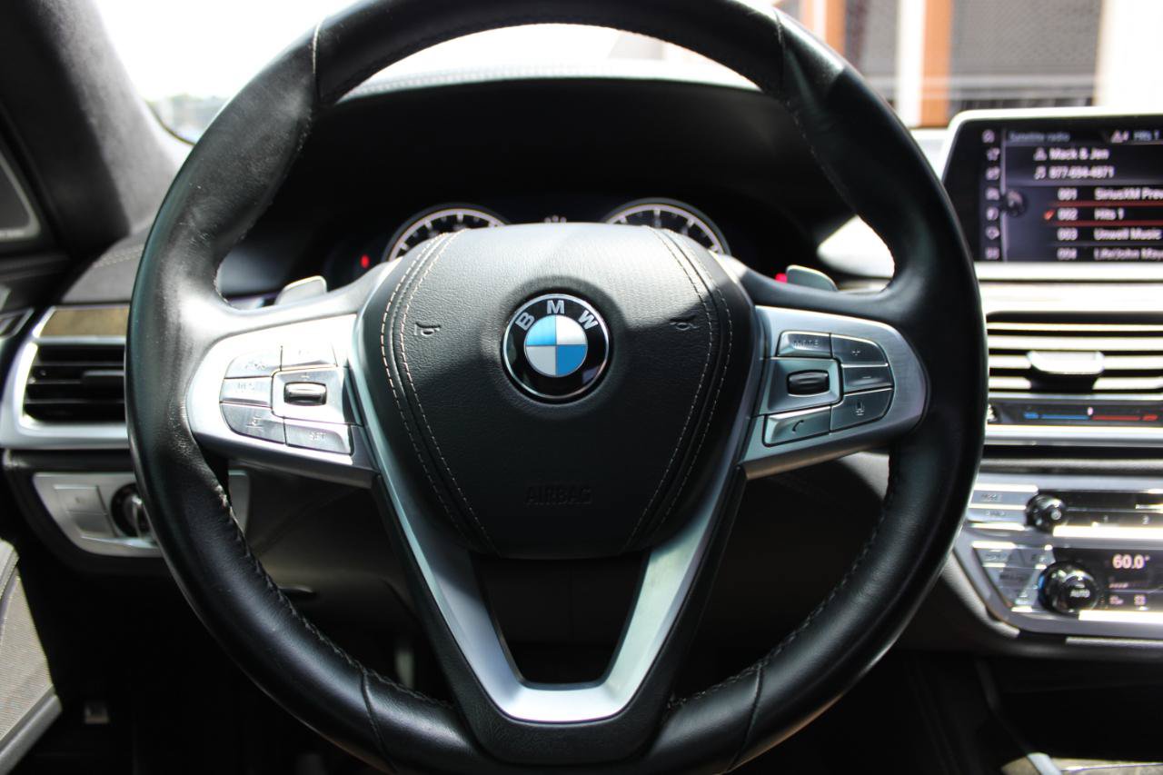 Used 2017 BMW 750i RWD image 17