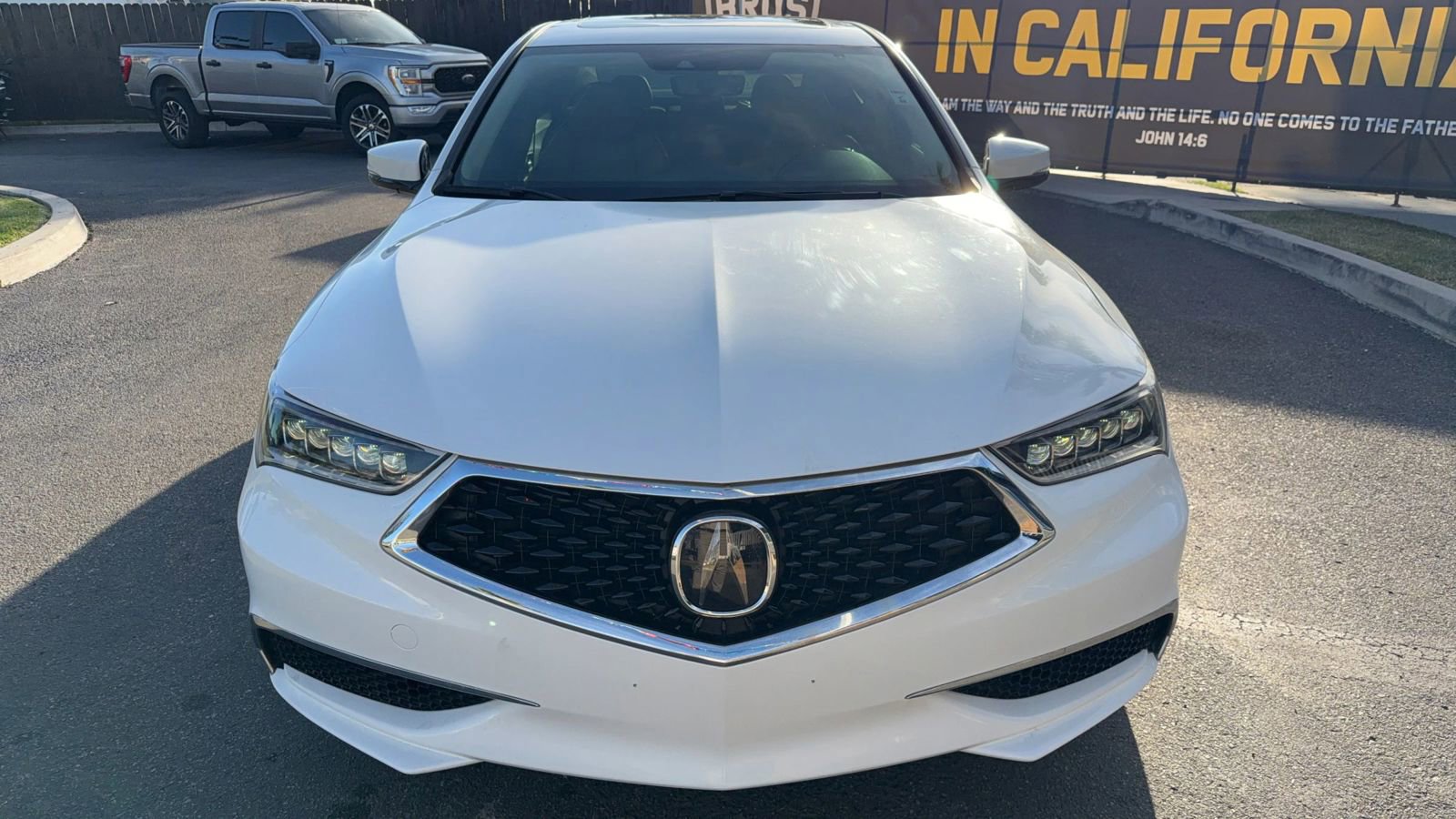 Used 2019 Acura TLX FWD image 3