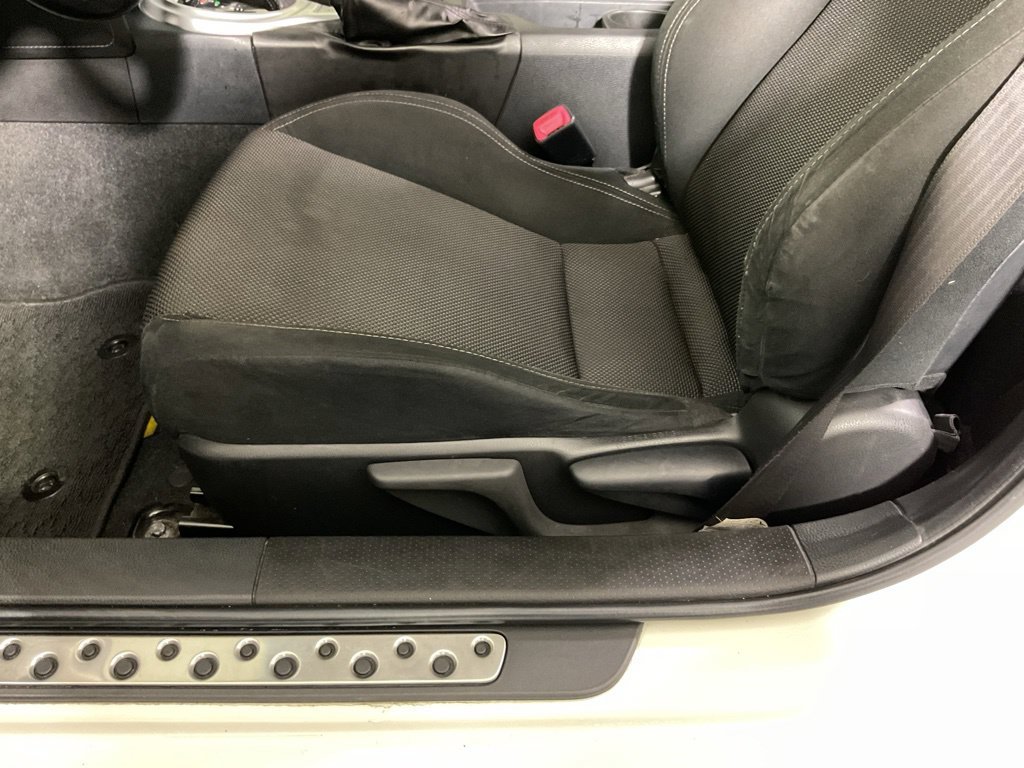 Used 2017 Toyota 86 RWD image 19