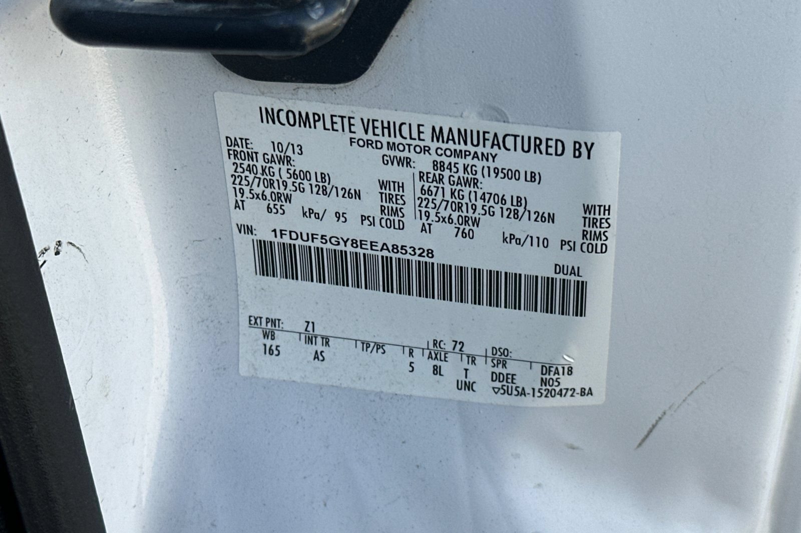 Used 2014 Ford F550 2WD Regular Cab Super Duty image 28