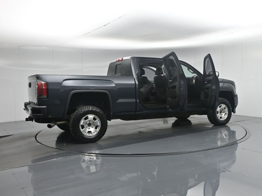 Used 2018 GMC Sierra 1500 Denali image 34