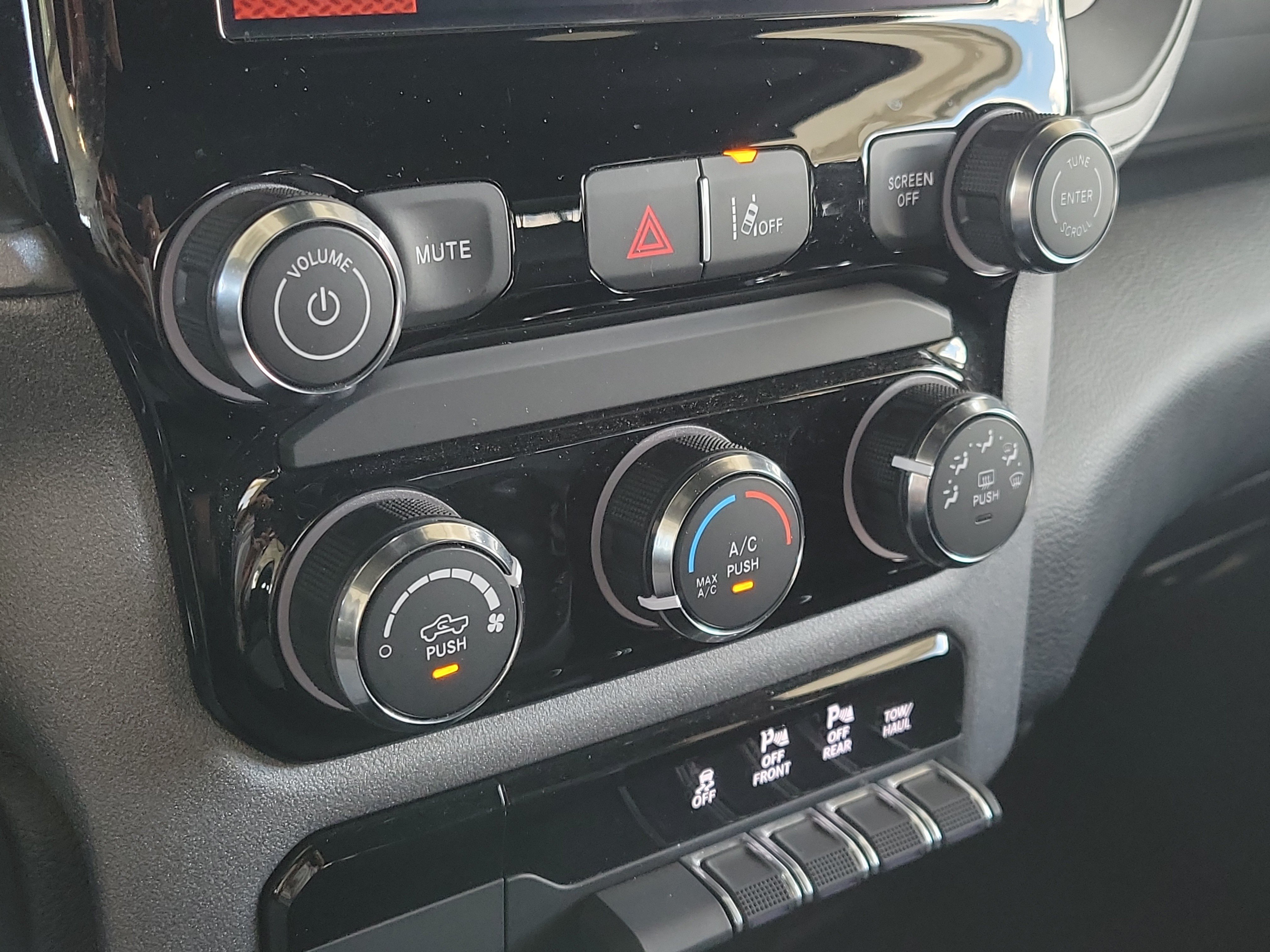 Used 2025 RAM 1500 Tradesman RWD image 27