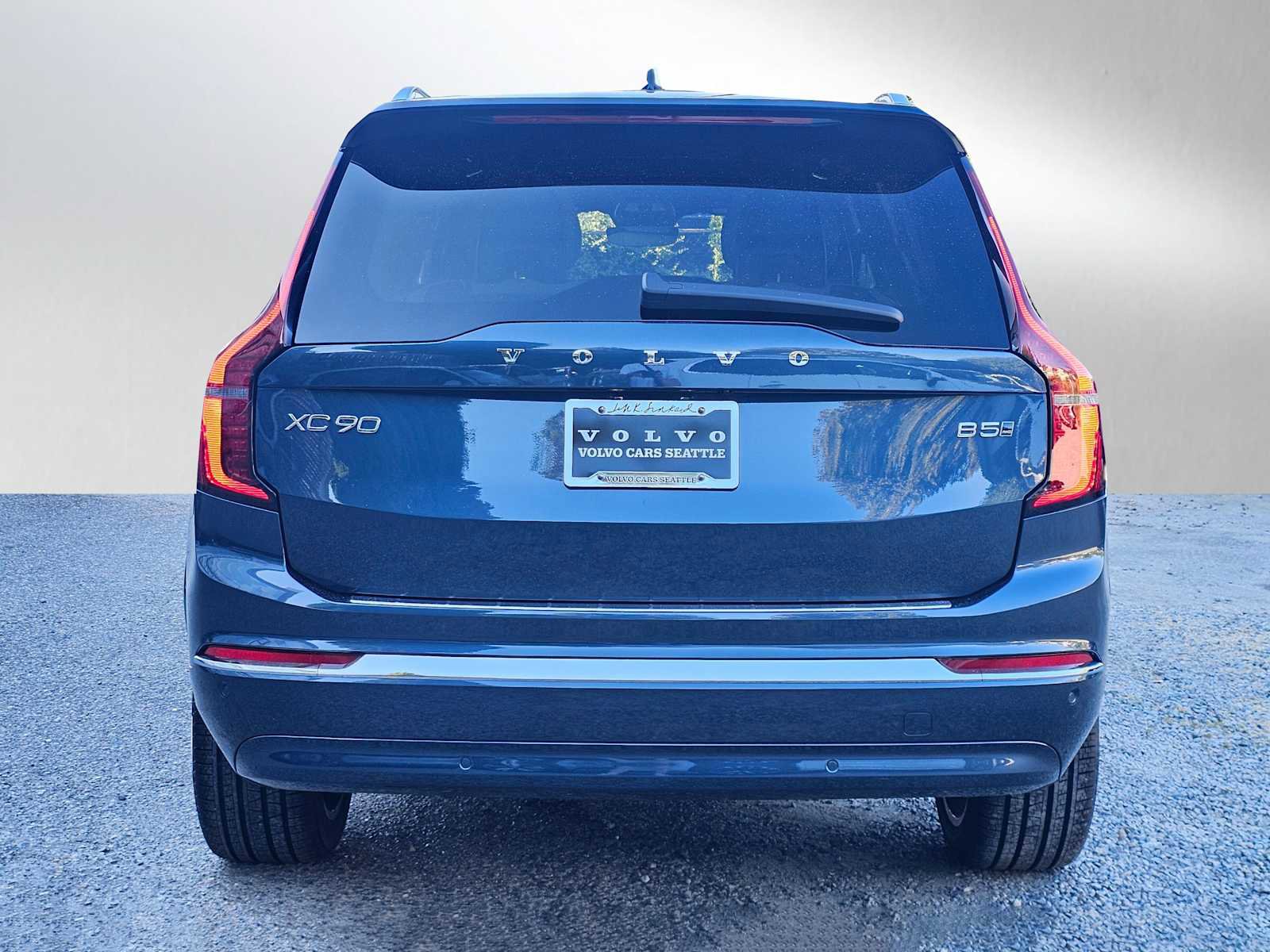 New 2026 Volvo XC90 B5 Plus image 6