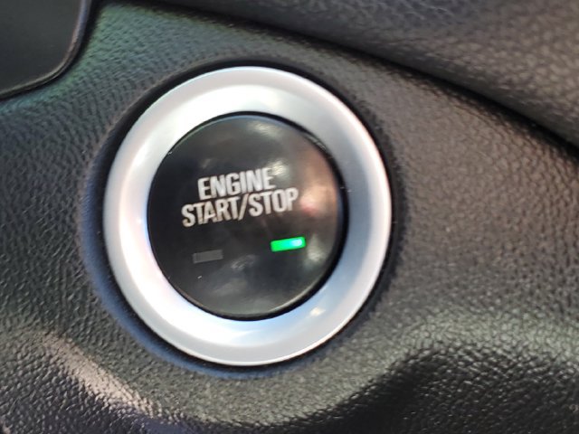 Used 2019 Chevrolet Equinox LT FWD image 16