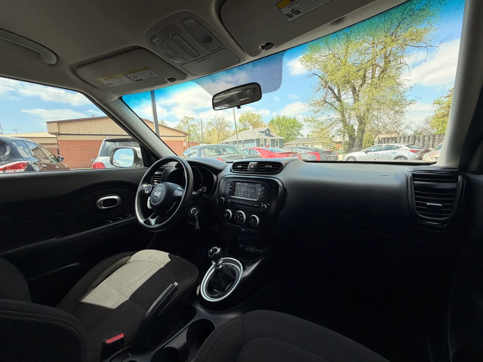 Used 2018 Kia Soul FWD image 31