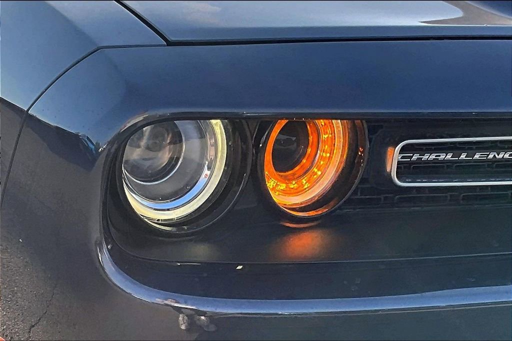 Used 2017 Dodge Challenger GT w/ Driver Convenience Group image 27